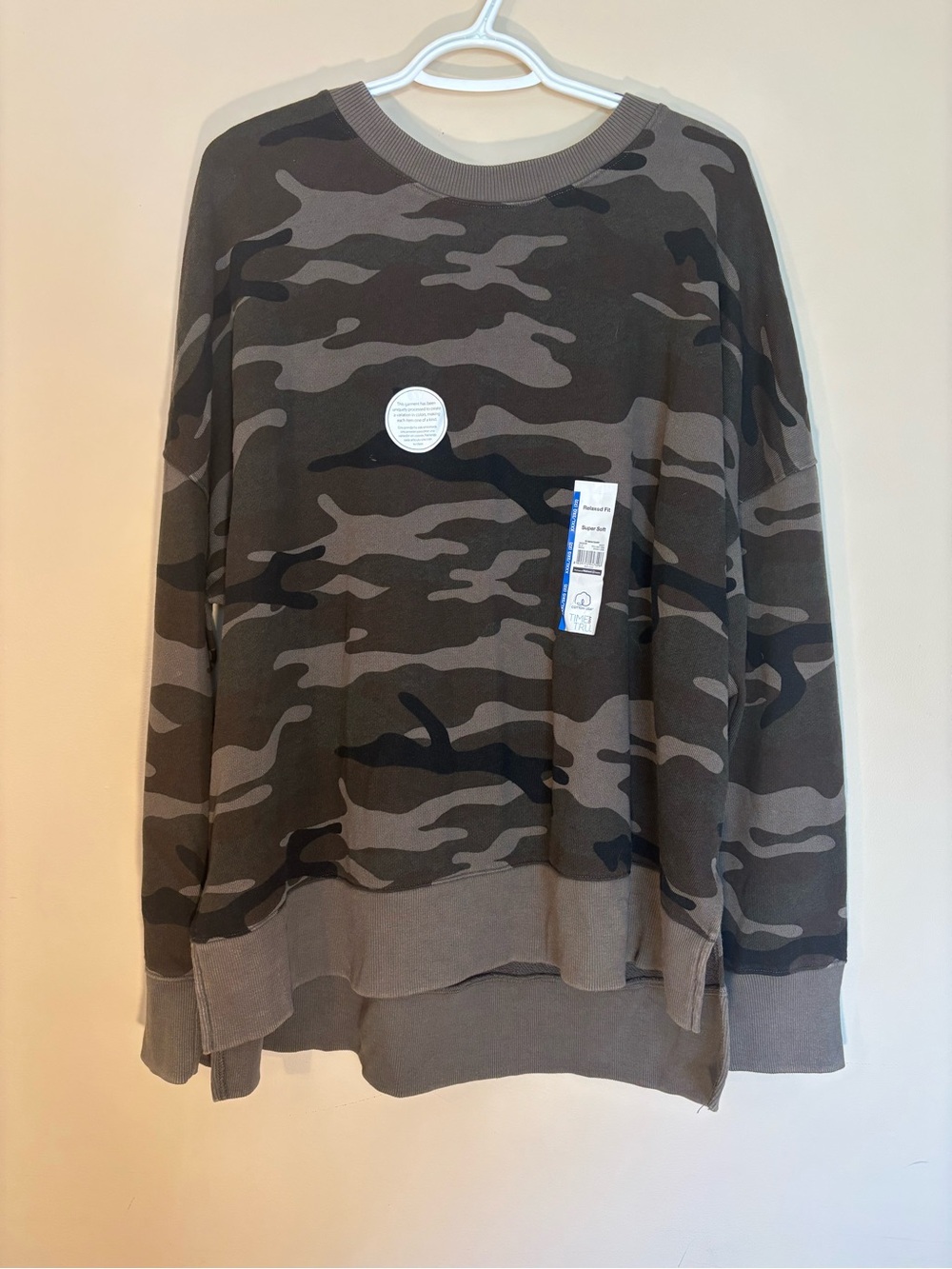 Time and Tru Men's Camo Crewneck Sweater in Olive and Gray